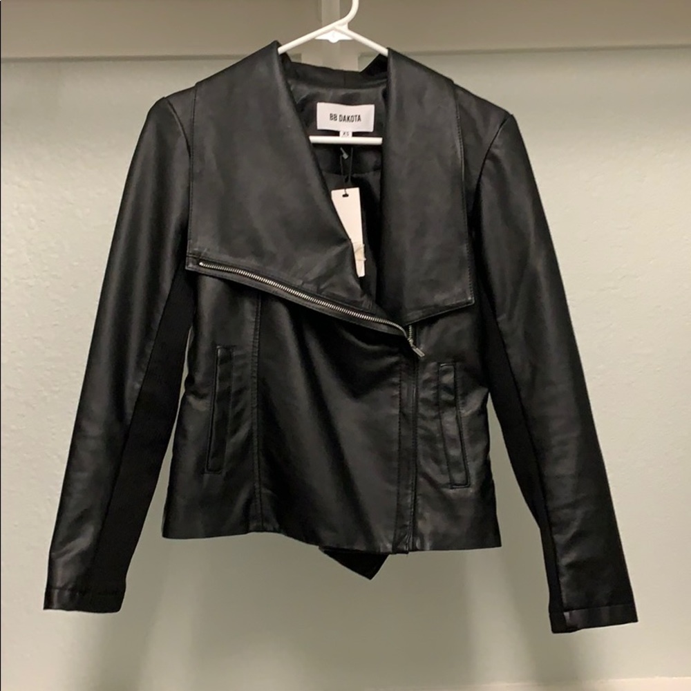 BB Dakota faux leather moto jacket. Size XS